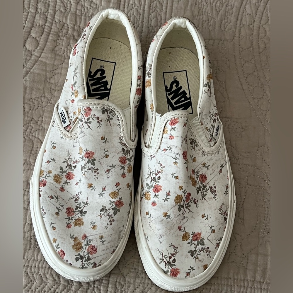 Vans - Picture 7 of 8